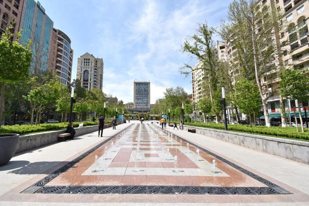 Апартаменты 74/3New Building In The Center Of The Capital Ереван Экстерьер фото
